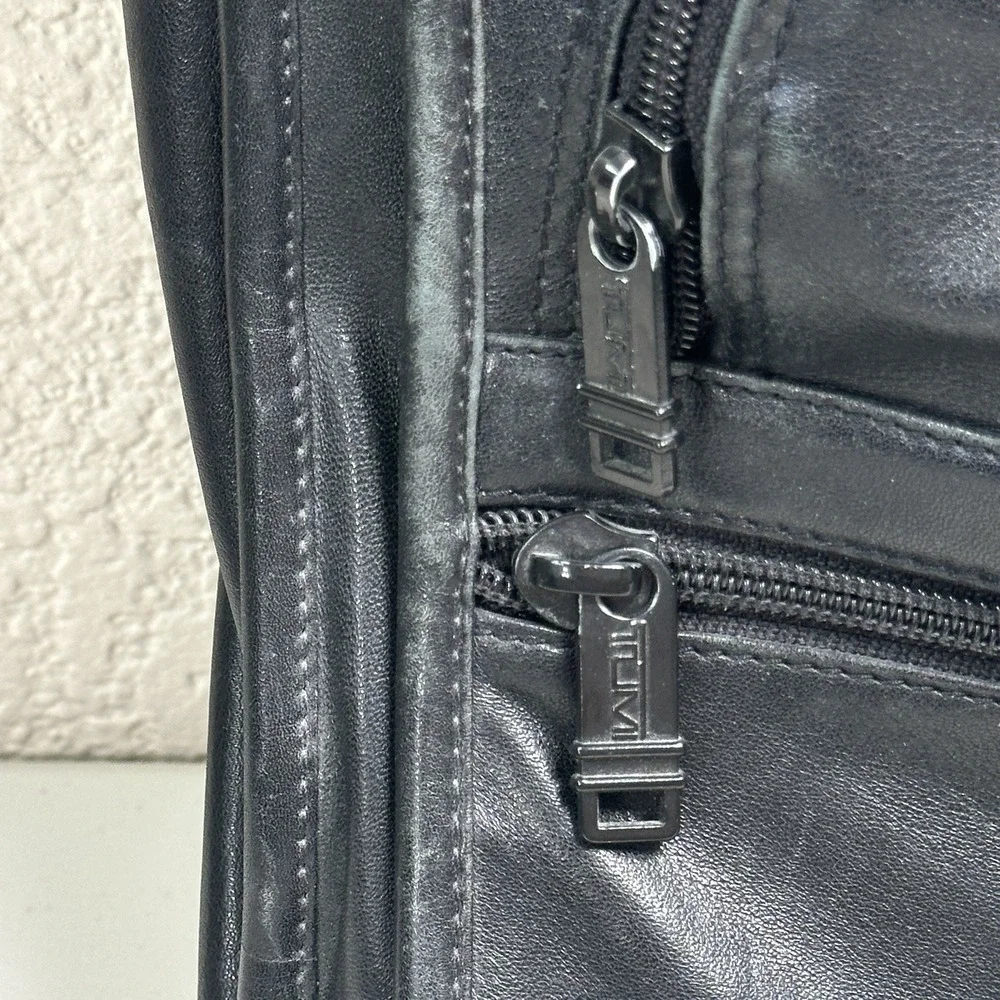 Vintage TUMI 9602D3 Napa Leather Laptop Briefcase Organizer Black Office Work